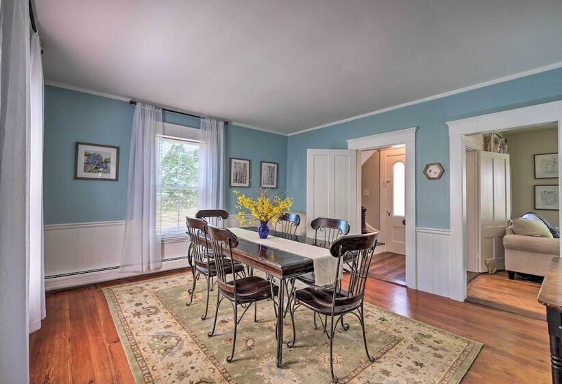 Bright Lake Winnipesaukee Home   Walk To Town