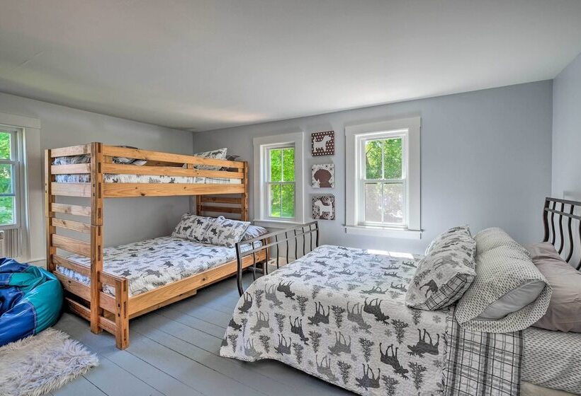 Bright Lake Winnipesaukee Home   Walk To Town