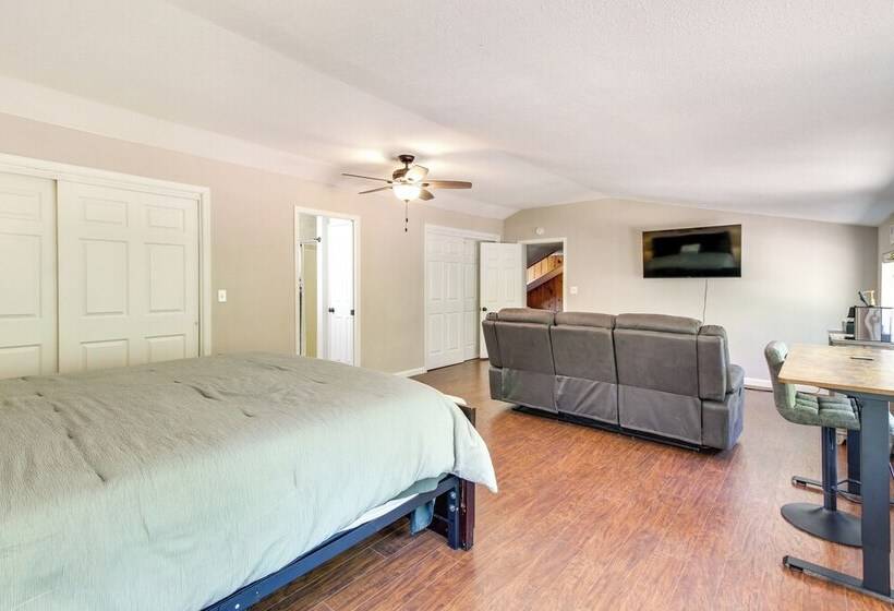 Bright Lakeside Home W/ Deck: 2 Mi To Rainbow Lake