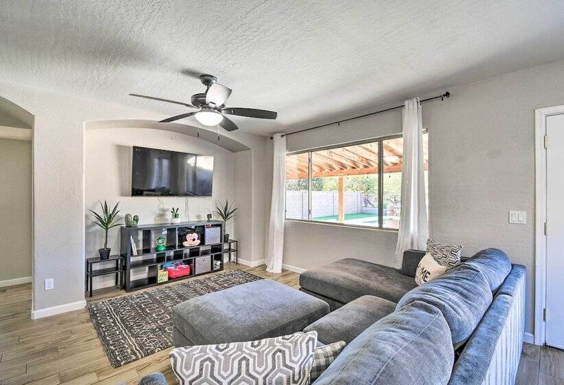 Bright Surprise Home W/ Pool, Near Spring Training