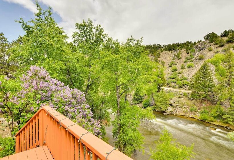 Buena Vista Retreat: Steps To Arkansas River!