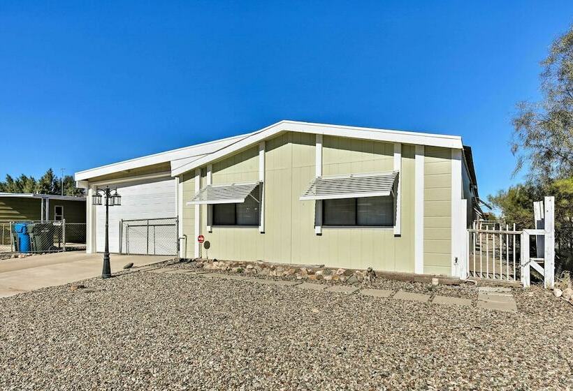 Bullhead City Home W/ Fire Pit   Walk To Co River!