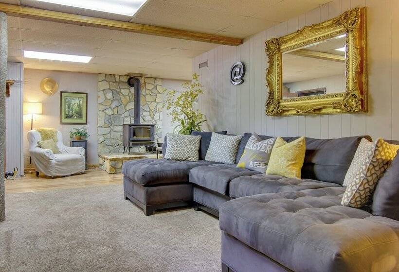 Cabin In Lake Lure; Near Chimney Rock & Asheville!