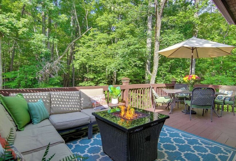 Cabin In Lake Lure; Near Chimney Rock & Asheville!