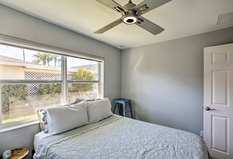 Canalfront Cape Coral Home With Dock & Bbq!