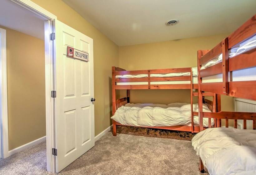 Cannon Mtn Family Retreat W/ Deck, Close To Hiking