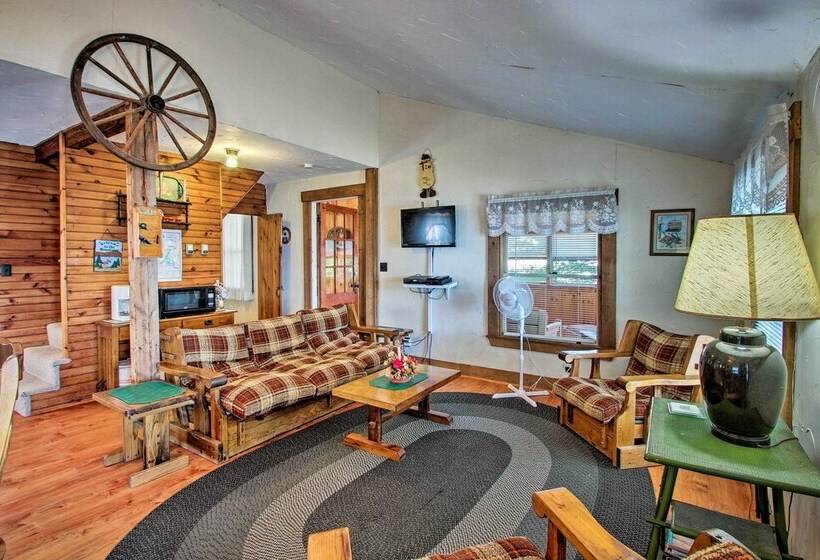 Center Ossipee Pet Friendly Cottage W/ Dock!