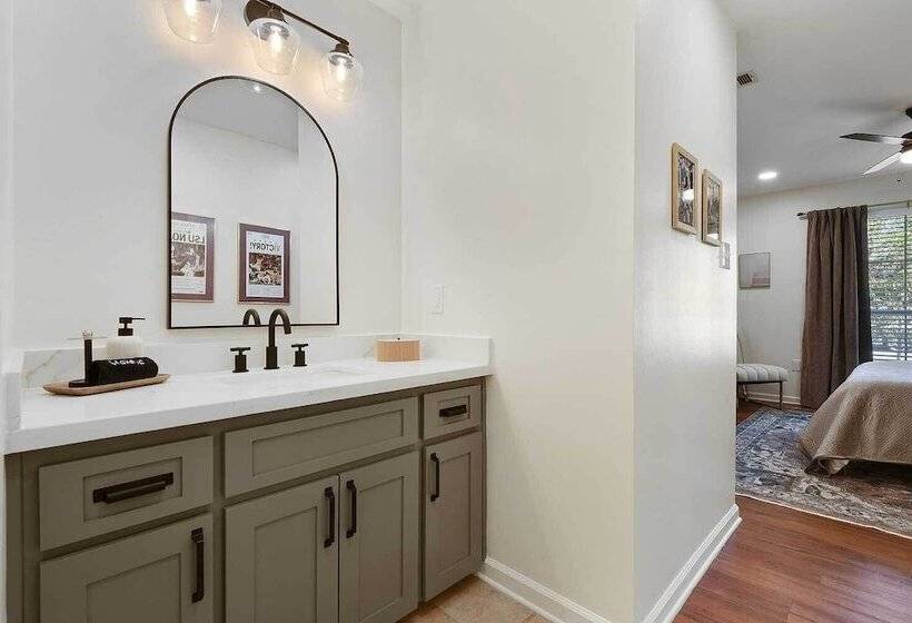 Charming Baton Rouge Retreat ~ 3 Mi To Lsu!