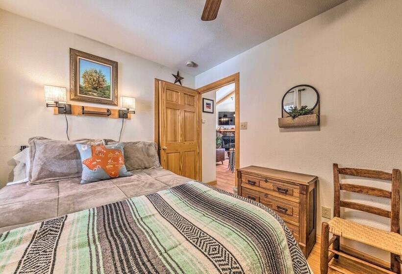 Charming  Coppertop  Cloudcroft Cabin: 3 Mi To Ski