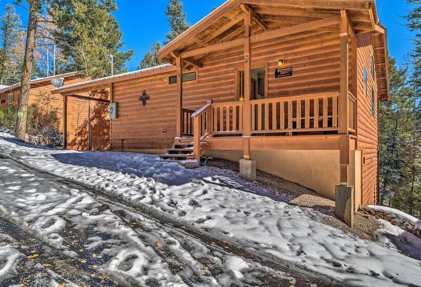 Charming  Coppertop  Cloudcroft Cabin: 3 Mi To Ski