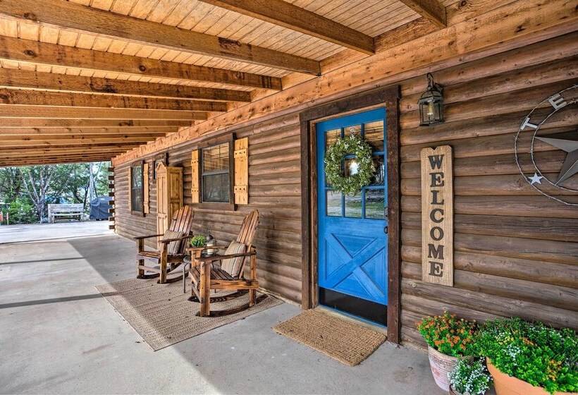 Chic Lakefront Cabin W/ Dock & Bluff Creek Views!