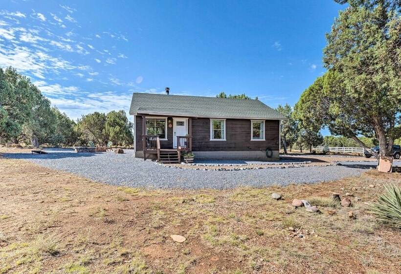 1 Mi To Hiking: Chic Show Low Escape W/ Fire Pit!