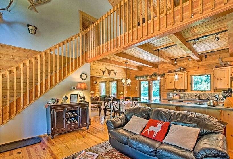 Cle Elum Mountain Cabin W/ Hot Tub & Trails!