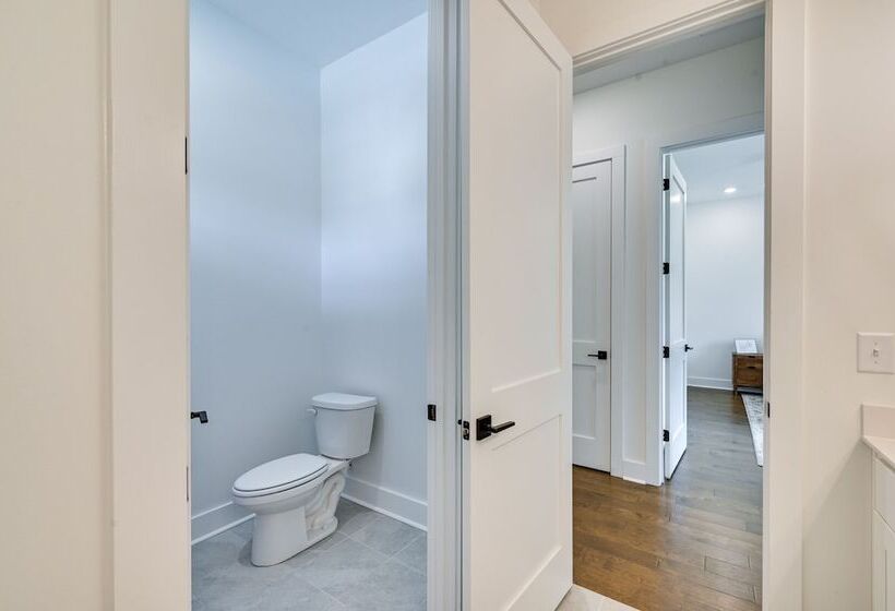 Clemson Home Near Memorial Stadium, Lake Hartwell!