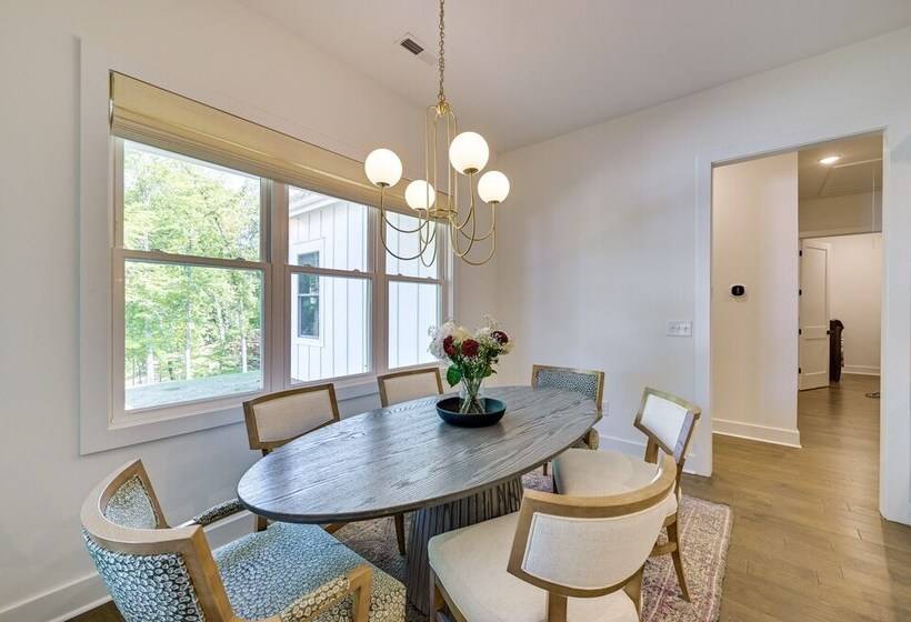 Clemson Home Near Memorial Stadium, Lake Hartwell!