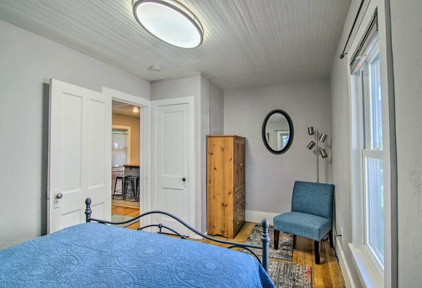 Colorado Springs Bungalow Walk To Downtown!