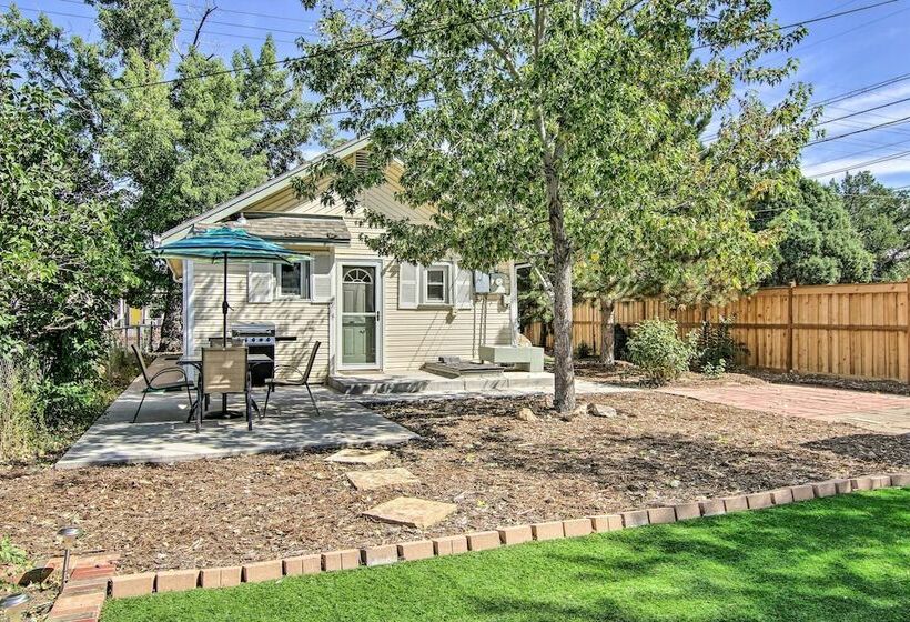 Colorado Springs Bungalow Walk To Downtown!