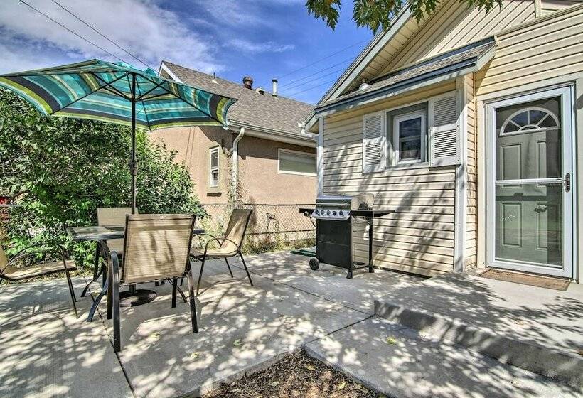 Colorado Springs Bungalow Walk To Downtown!