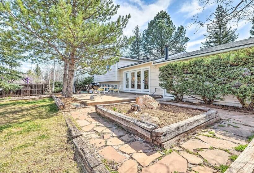 Idyllic Flagstaff Home: 3 Mi To Historic Downtown!