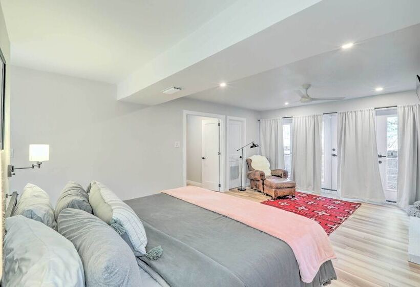 Idyllic Flagstaff Home: 3 Mi To Historic Downtown!