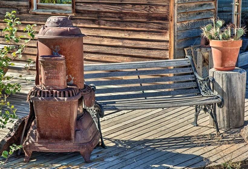 Converted Historic Schoolhouse W/ Hot Tub & Views!