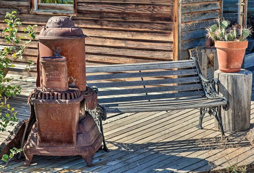 Converted Historic Schoolhouse W/ Hot Tub & Views!