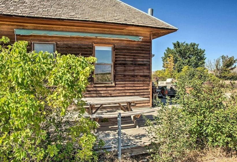 Converted Historic Schoolhouse W/ Hot Tub & Views!