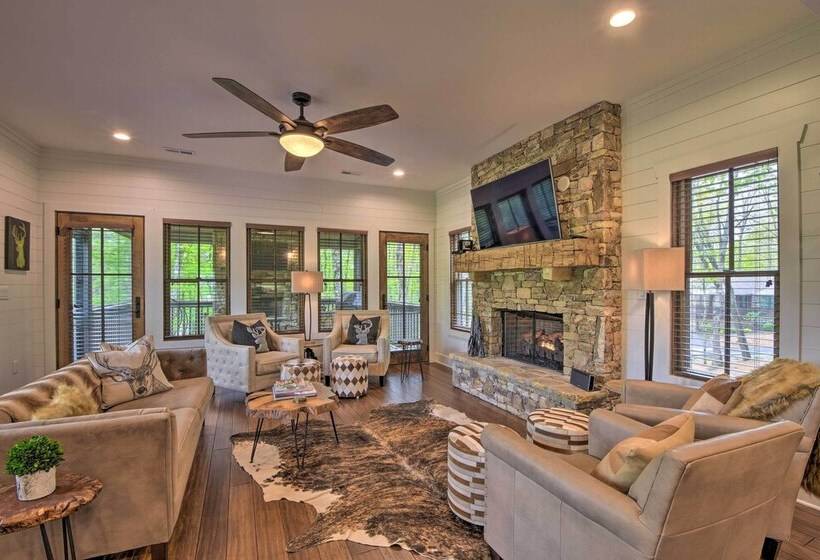 Gated Glenville Cottage: Hike, Fish, & Golf!