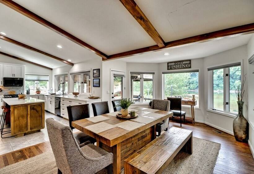 Cotter Home W/ Direct Access To White River!