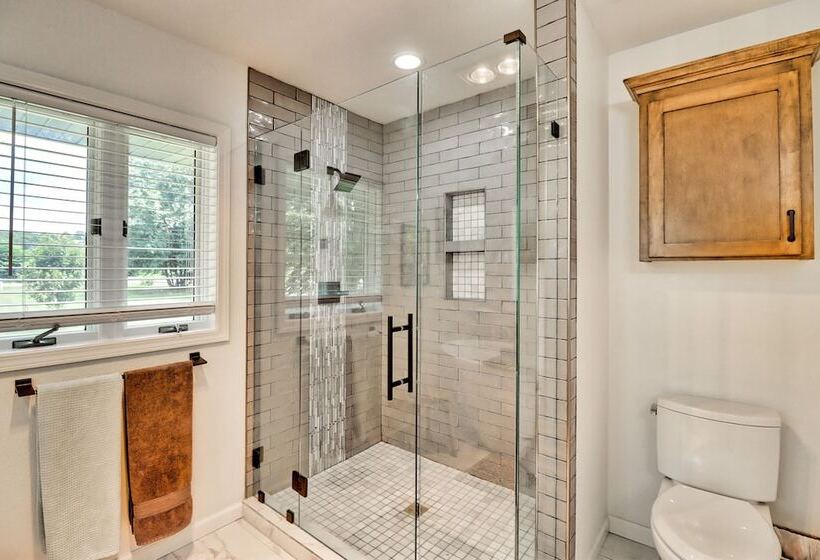 Cotter Home W/ Direct Access To White River!