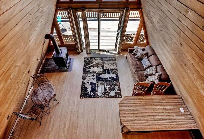 Secluded & Cozy Antimony Cabin W/ Fire Pit