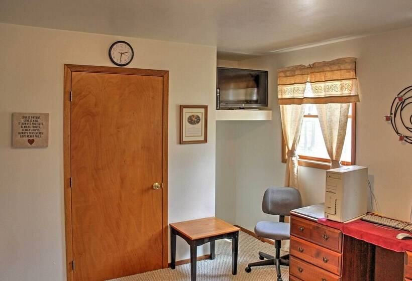 Cozy Balsam Lake Home: Deck, Private Dock + Kayaks