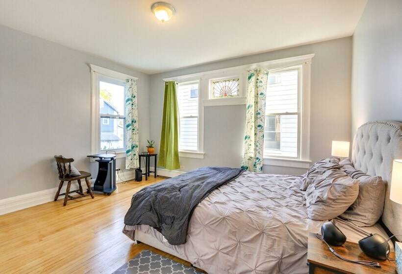 Cozy + Convenient West Orange Home   16 Mi To Nyc!