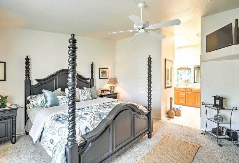 Cozy Lake Havasu City Retreat W/ Deck & Pool Table