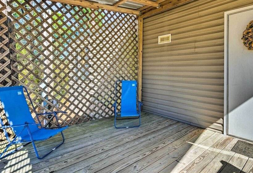 Cozy Gulf Breeze Home, 3 Mi To East Bay!