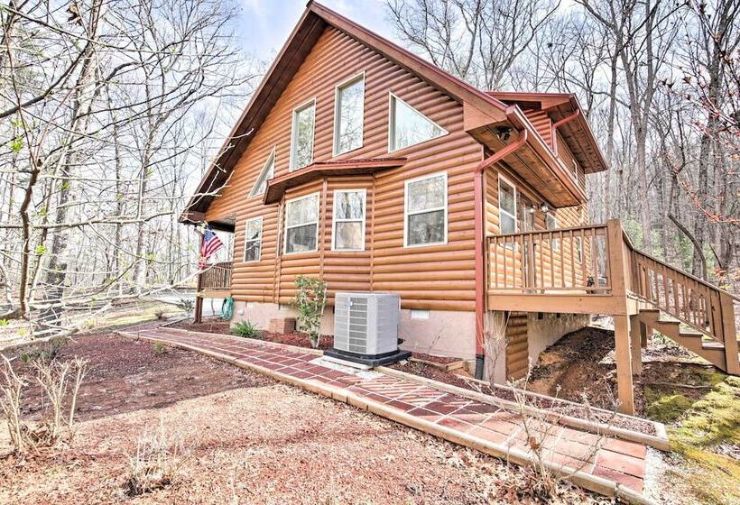 Cozy Hayesville Retreat W/ Deck & Mtn Views!