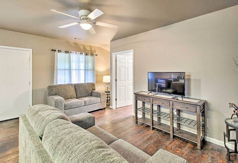 Modern Hot Springs Retreat ~ 8 Mi To Nat L Park