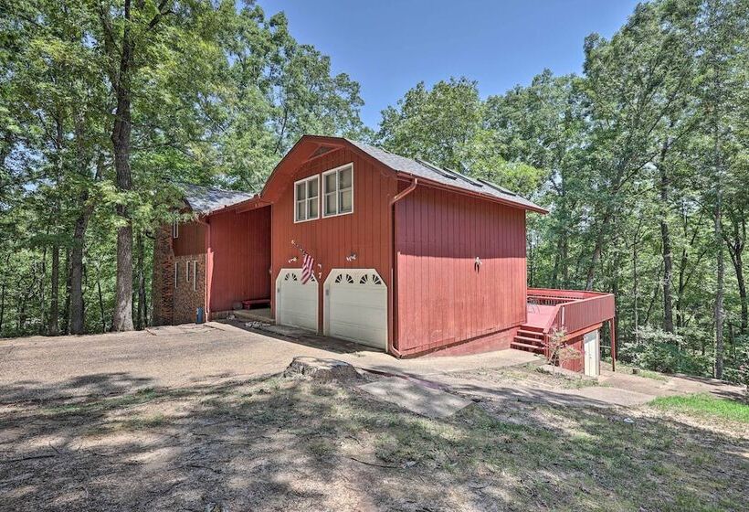 Cozy Hot Springs Village Lodge   Near Lake Desoto!