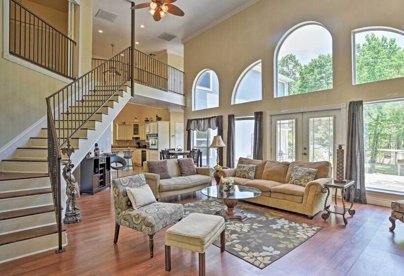 Cozy Lakefront Benton Home ~ 20 Mi To Shreveport!