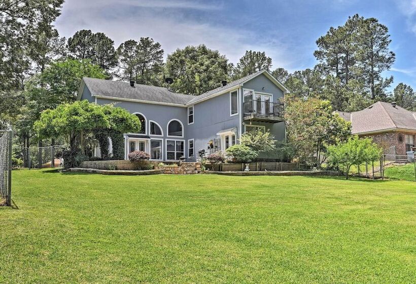 Cozy Lakefront Benton Home ~ 20 Mi To Shreveport!