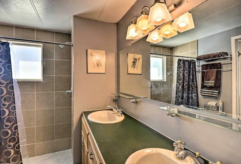 Cozy Mtn Retreat W/ Fireplace  Shuttle To Breck!