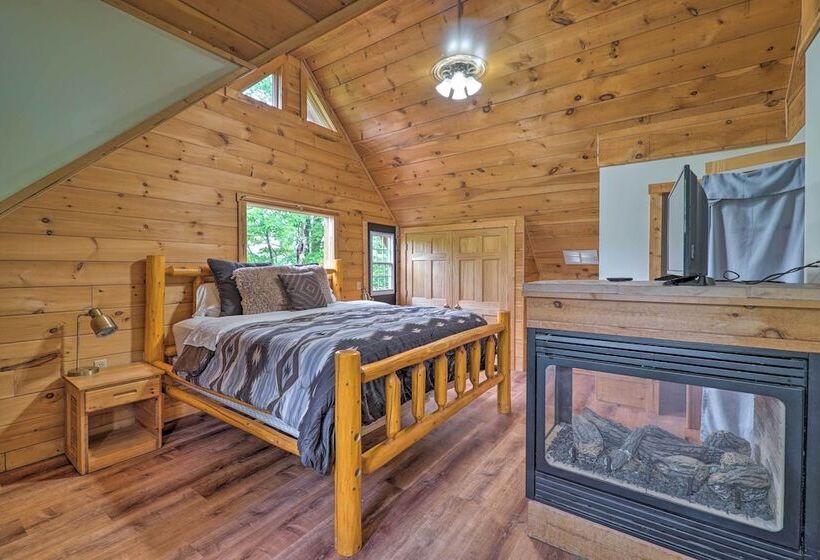 Cozy Retreat W/ Porch & Double Jj Resort Access!
