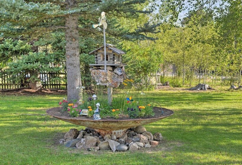Cozy Wy Home: Rivers, Lakes, Mountains, Wildlife