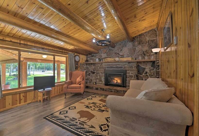 Cozy Wy Home: Rivers, Lakes, Mountains, Wildlife