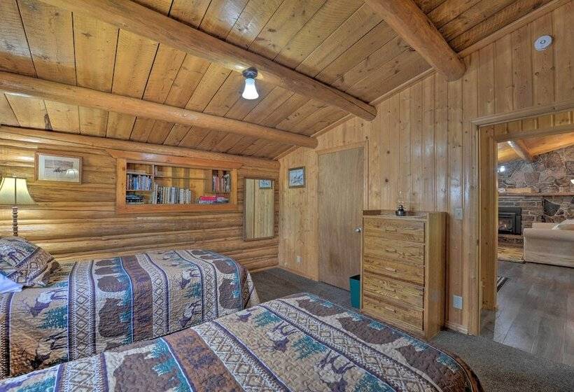 Cozy Wy Home: Rivers, Lakes, Mountains, Wildlife