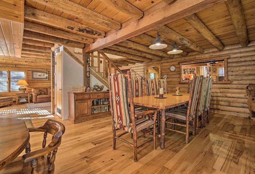 5 Mi To Hiking: Custom Cabin W/ Deck In Arnold!