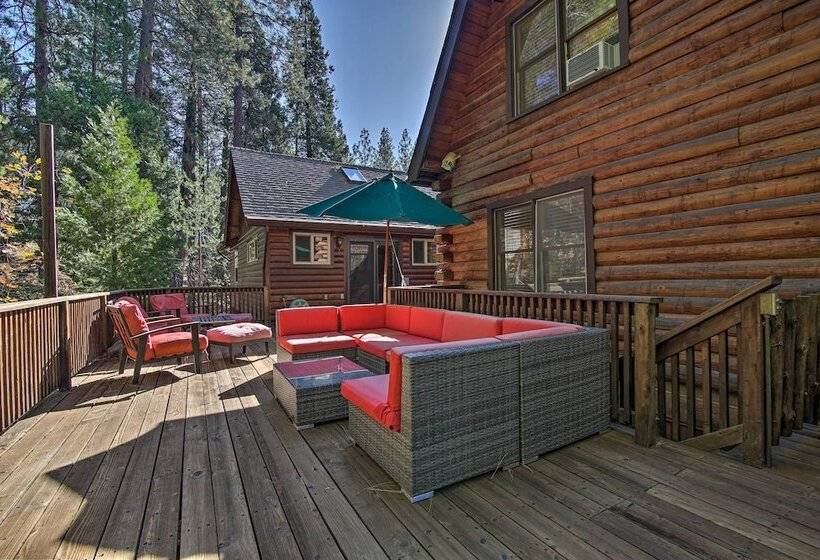 5 Mi To Hiking: Custom Cabin W/ Deck In Arnold!