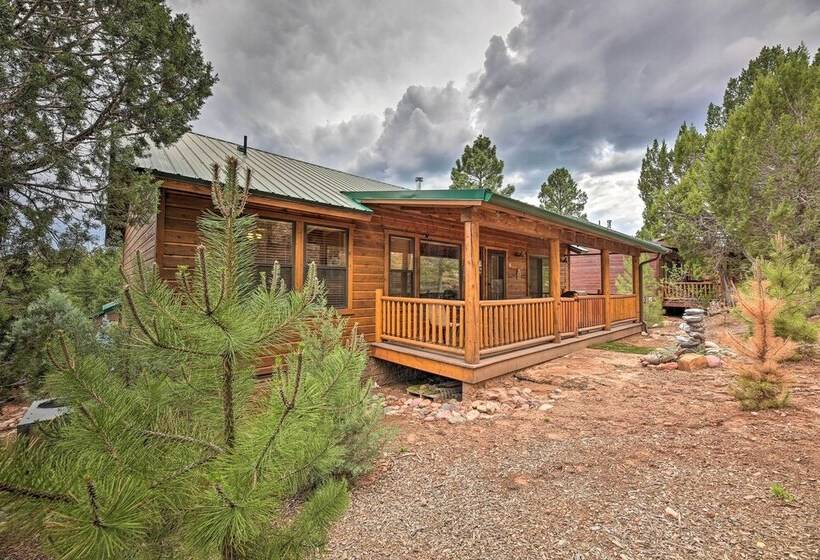 3 Mi To Fool Hollow Lake: Cozy Cabin W/ Deck