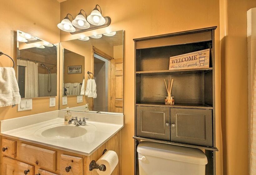 3 Mi To Fool Hollow Lake: Cozy Cabin W/ Deck