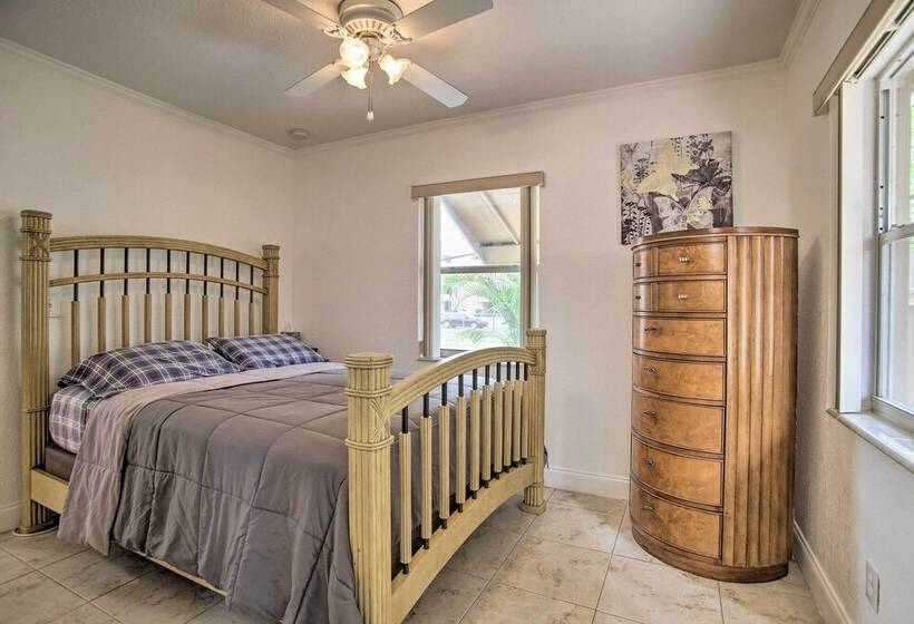 2 Mi To Boardwalk: Home W/ Grill In Dania Beach!